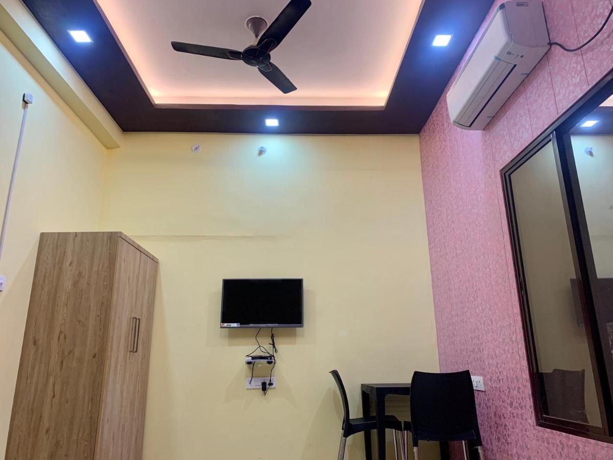 Red Chillies B&B Lucknow Zewnętrze zdjęcie